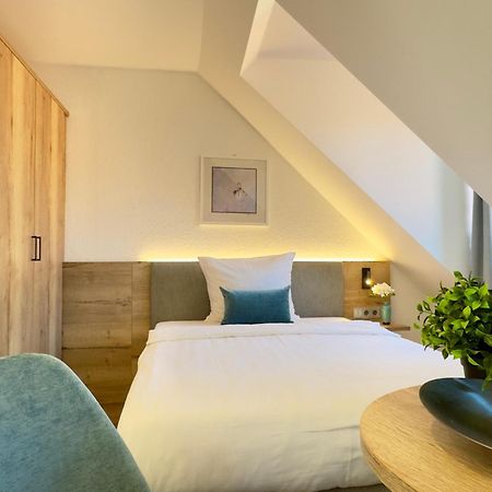 Living & Serviced Apartments By Blauer Wolf กุนเซนเฮาเซิน ภายนอก รูปภาพ