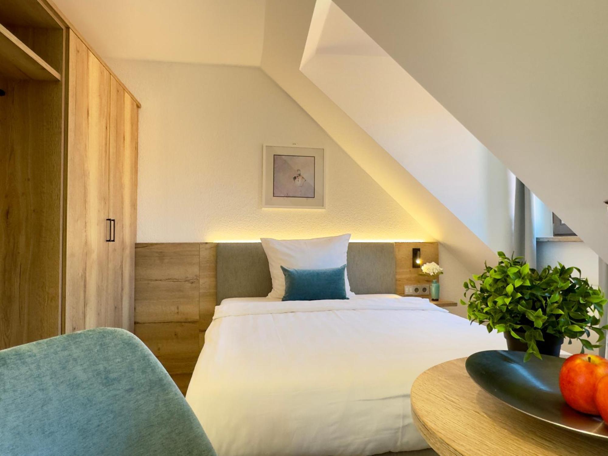 Living & Serviced Apartments By Blauer Wolf กุนเซนเฮาเซิน ภายนอก รูปภาพ